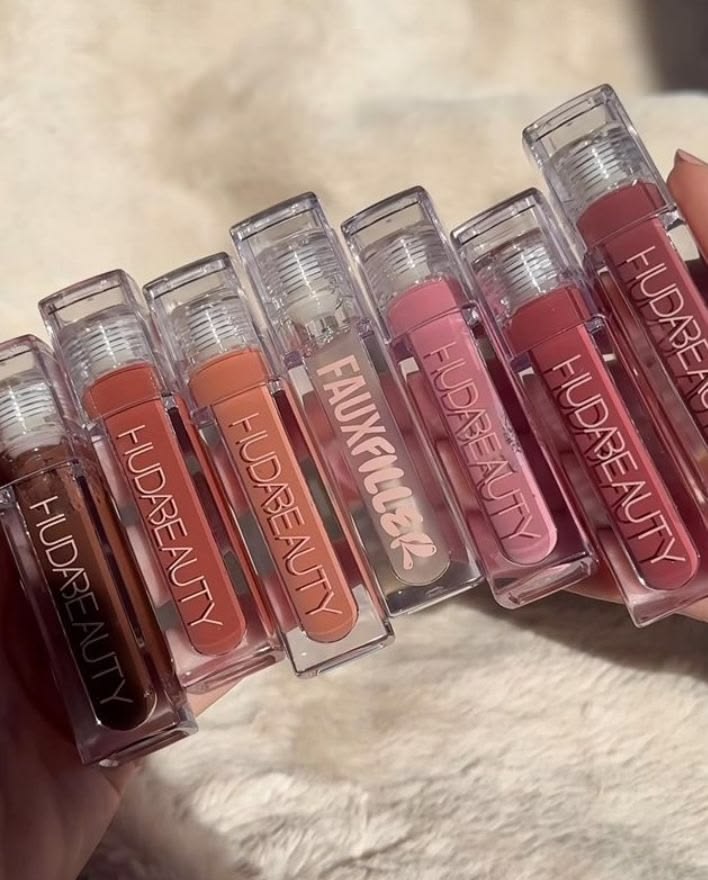 Huda Beauty Faux Filler Lip Gloss