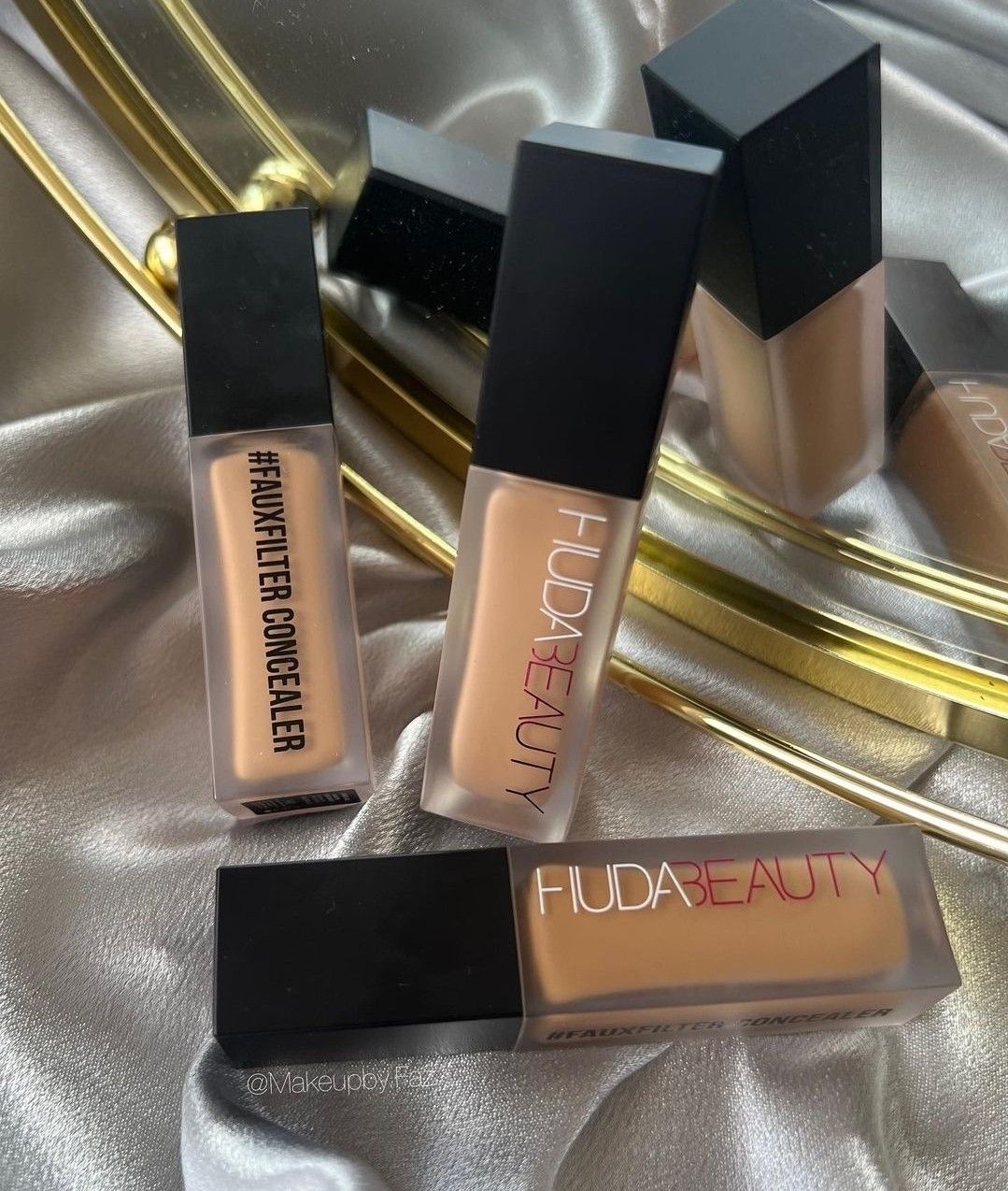 Huda Beauty FauxFilter Concealer-u dolasku