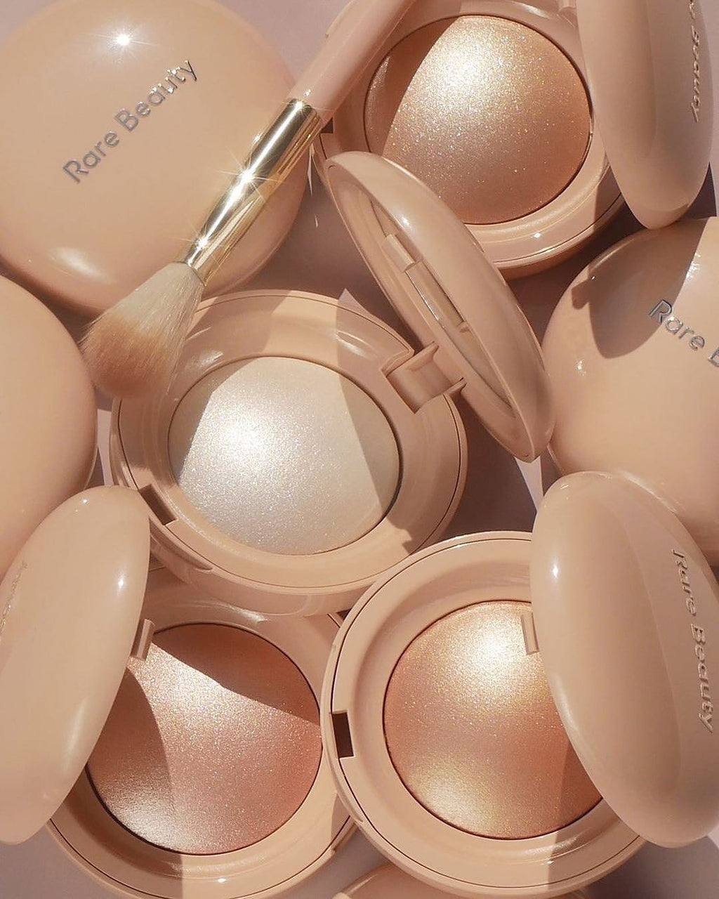 Rare Beauty Positive Light Silky Touch Highlighter