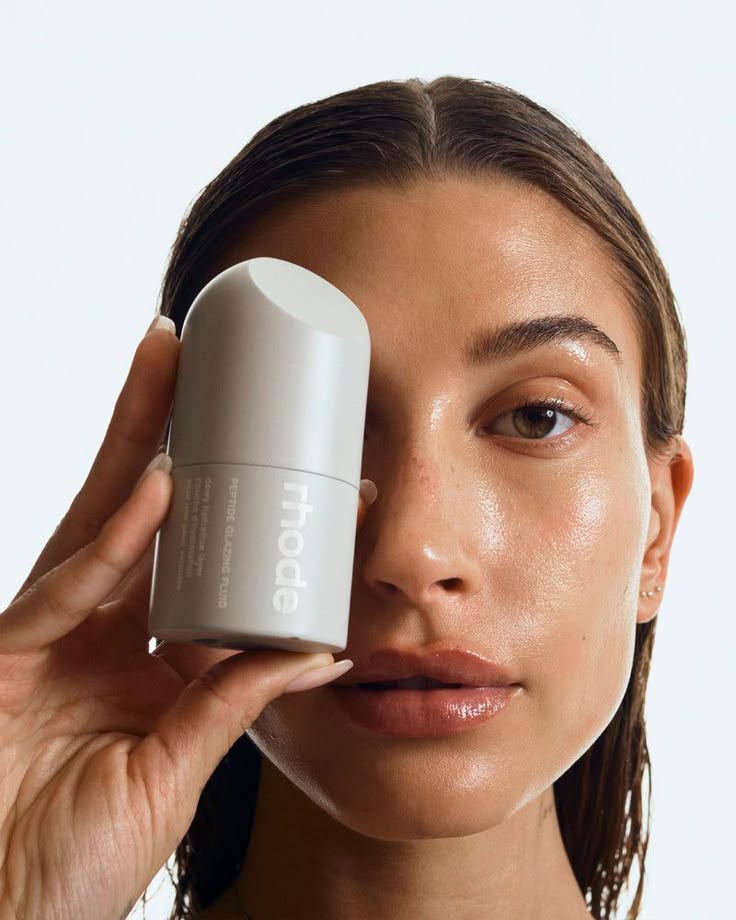 Rhode Peptide Glazing Fluid-u dolasku